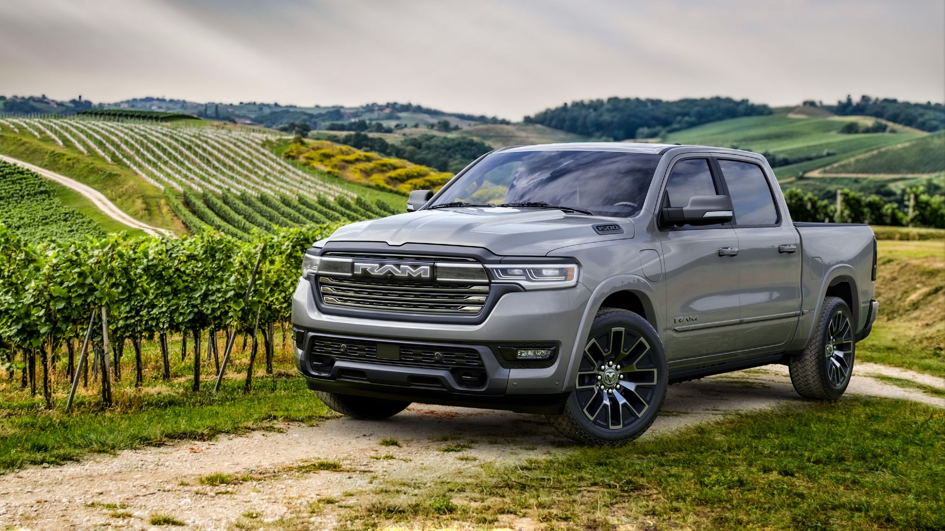 2026 Ram 1500 Ramcharger Interior And Exterior Picture Gallery - 1500 Ml Is How Many Ounces