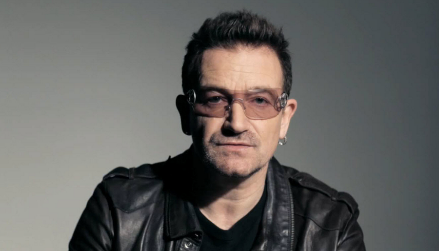 Bono Vox: ecco 10 curiosità sul carismatico frontman degli U2 - Onda - How Old Is Bono? U2 Frontman’s Age & Musical Legacy