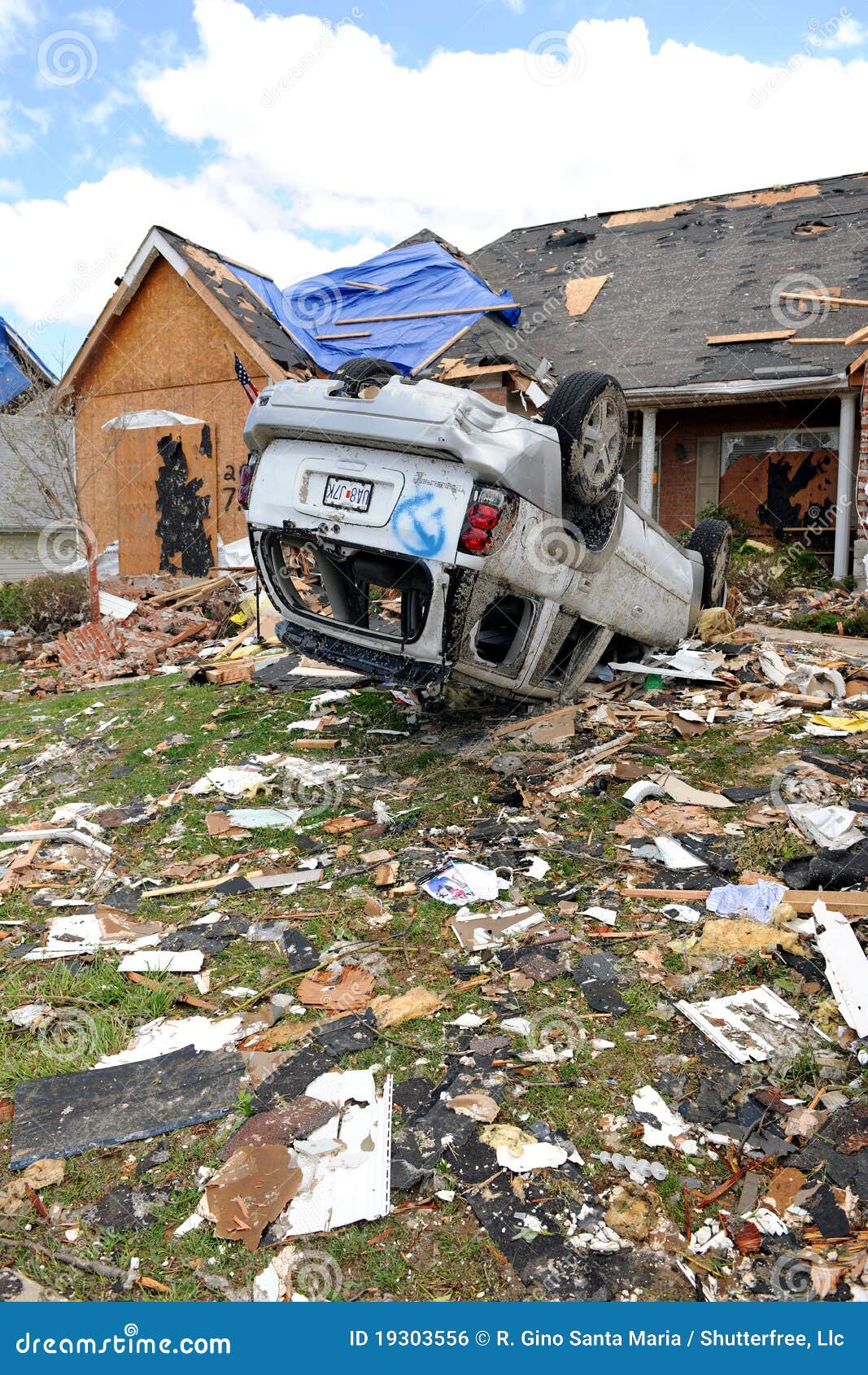 Destruction after Tornadoes Hit Saint Louis Editorial Photo - Image of - St. Louis Tornado Aftermath: 5 Dead, 5,000 Homes Damaged, Curfew Enforced