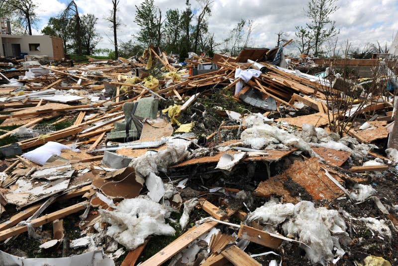 Destruction after Tornadoes Hit Saint Louis Editorial Photography - St. Louis Tornado Aftermath: 5 Dead, 5,000 Homes Damaged, Curfew Enforced