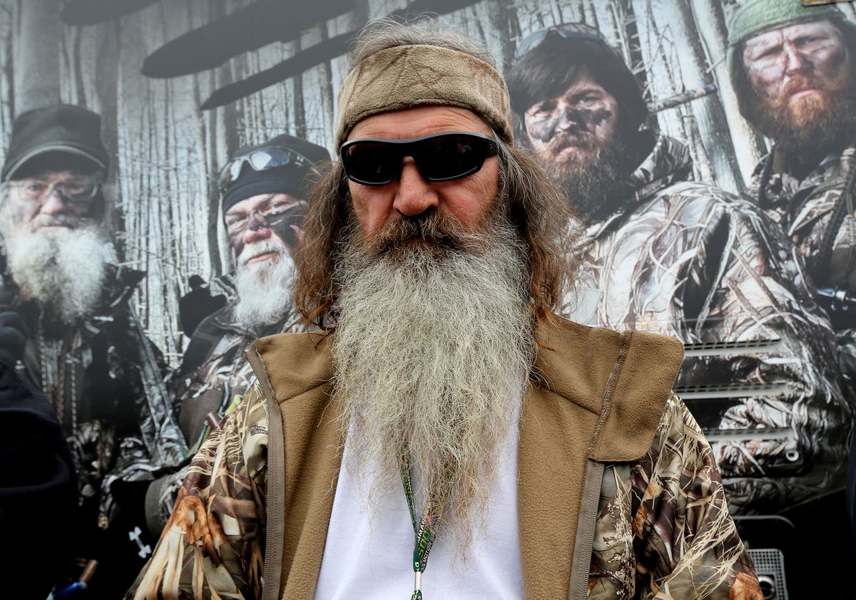 Did Duck Dynasty Dad Die? The Truth Behind The Rumors - Phil Robertson Dies At 79: Duck Dynasty Star’s Final Chapter After Alzheimer’s Battle