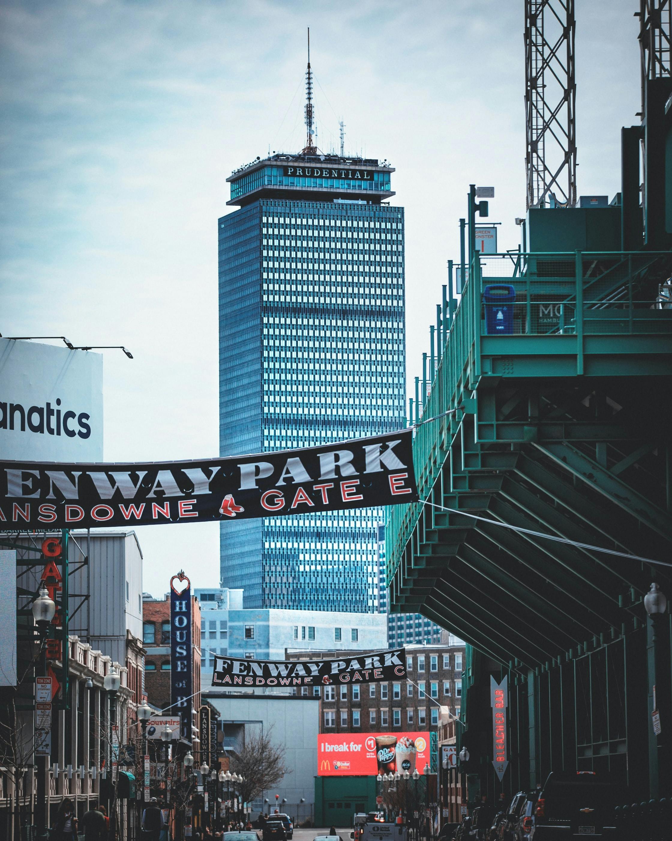 Fenway Park Bag Policy 2025 - Key Details - Bounce - Red Sox Bag Policy: Fenway Park Entry Guidelines For 2025