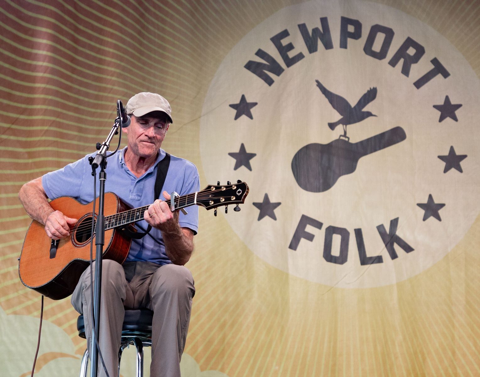 How Old Is James Taylor Musician | Audiolover - How Old Is James Taylor? Music Icon’s Age And Legacy