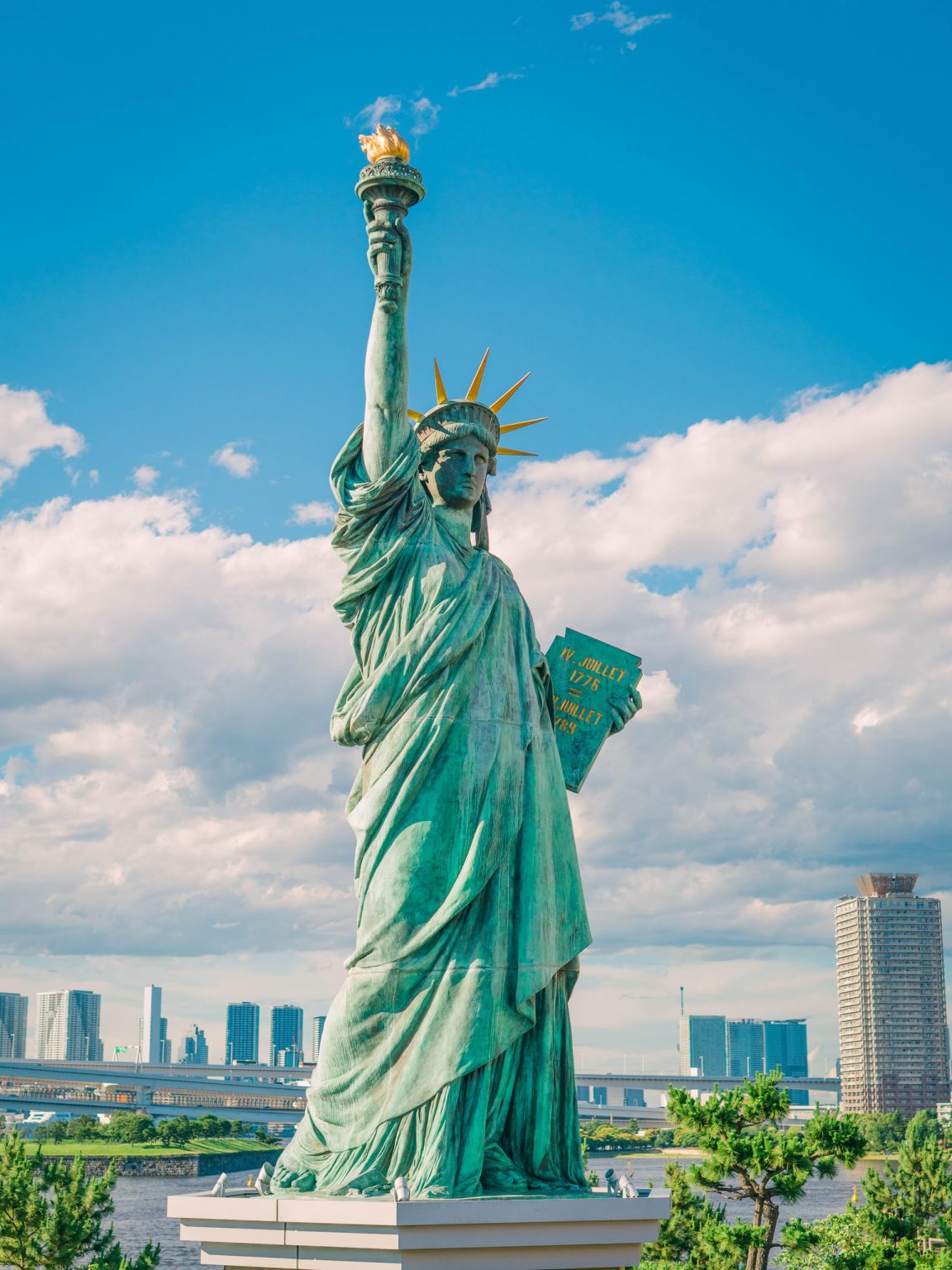 How Was the Statue of Liberty Built? Here's What's Inside - Statue of - Liberty In God We Trust Coin