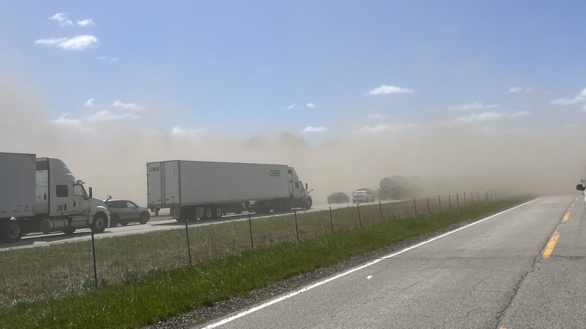 Chicago Dust Storm Chaos: High Winds And Dry Soil Trigger Hazardous Travel Conditions