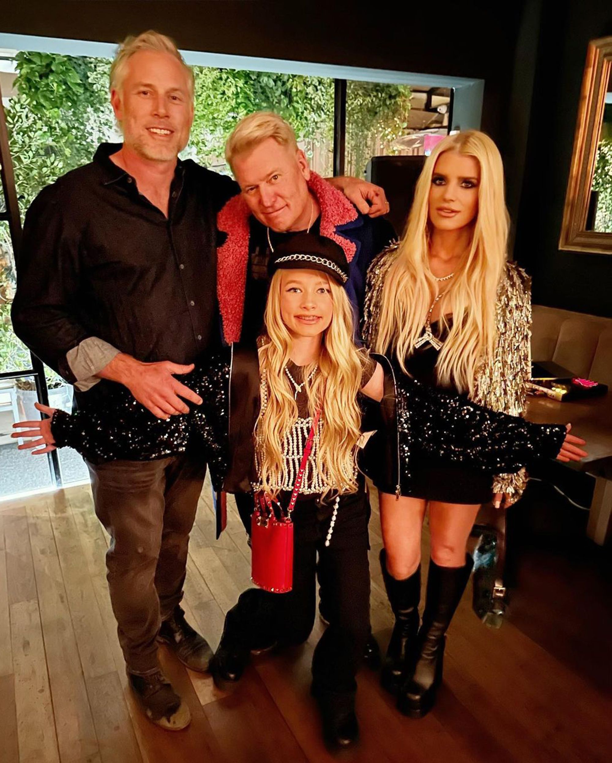 Josh King And Jessica Simpson Deliver Powerful ‘american Idol’ Finale Duet