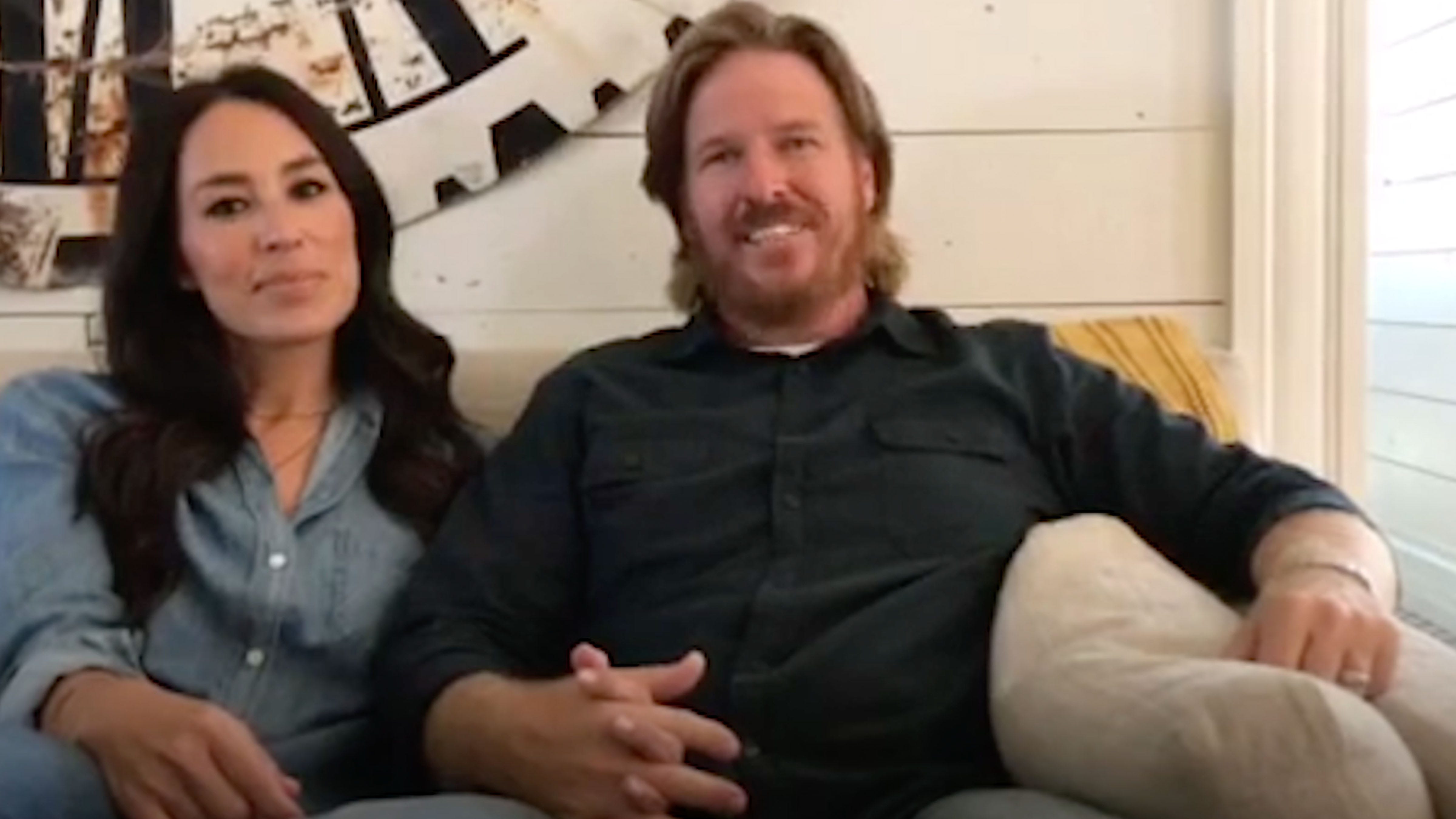 Joanna Gaines Pregnant on 'Fixer Upper' - Joanna Gaines First TV - Is Joanna Gaines Pregnant? Fixer Upper Fans Are Convinced
