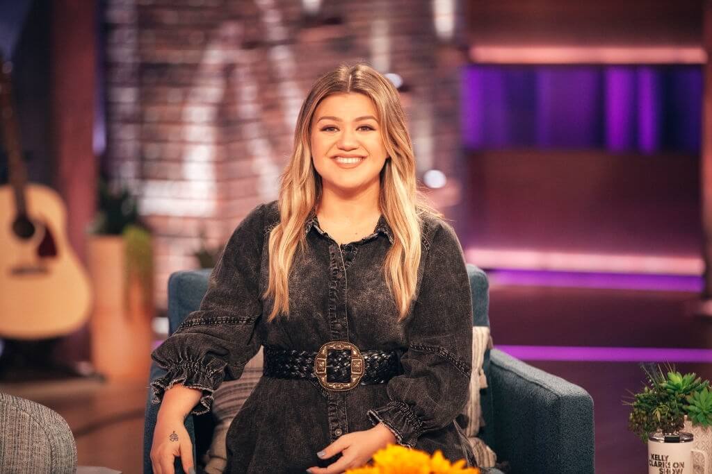 Kelly Clarkson Measurements, Bio, Age, Height, Net Worth, And Family - How Tall Is Kelly Clarkson? Singer And Host’s Height In 2025