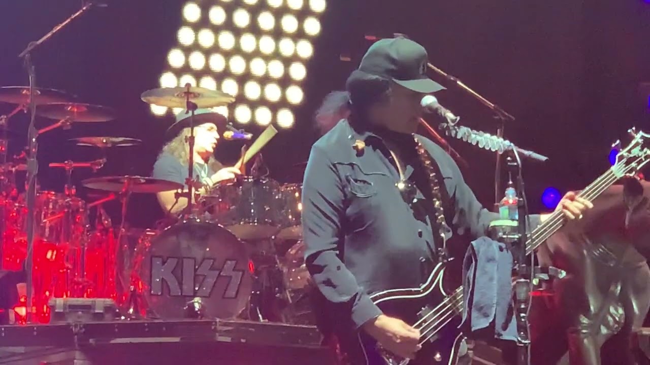 KISS - Hotter Than Hell (Soundcheck Melbourne) - YouTube - Hotter Than The Hubs Of Hell