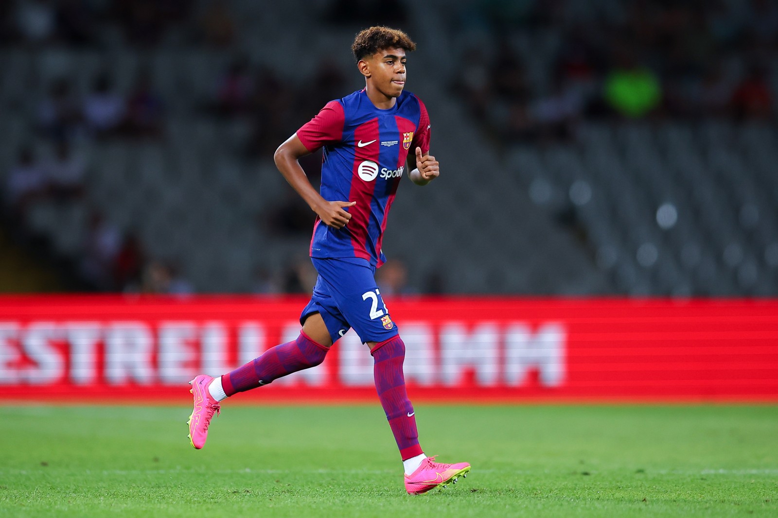 Lamine Yamal Salary: Barcelona’s Young Star’s Earnings In 2025