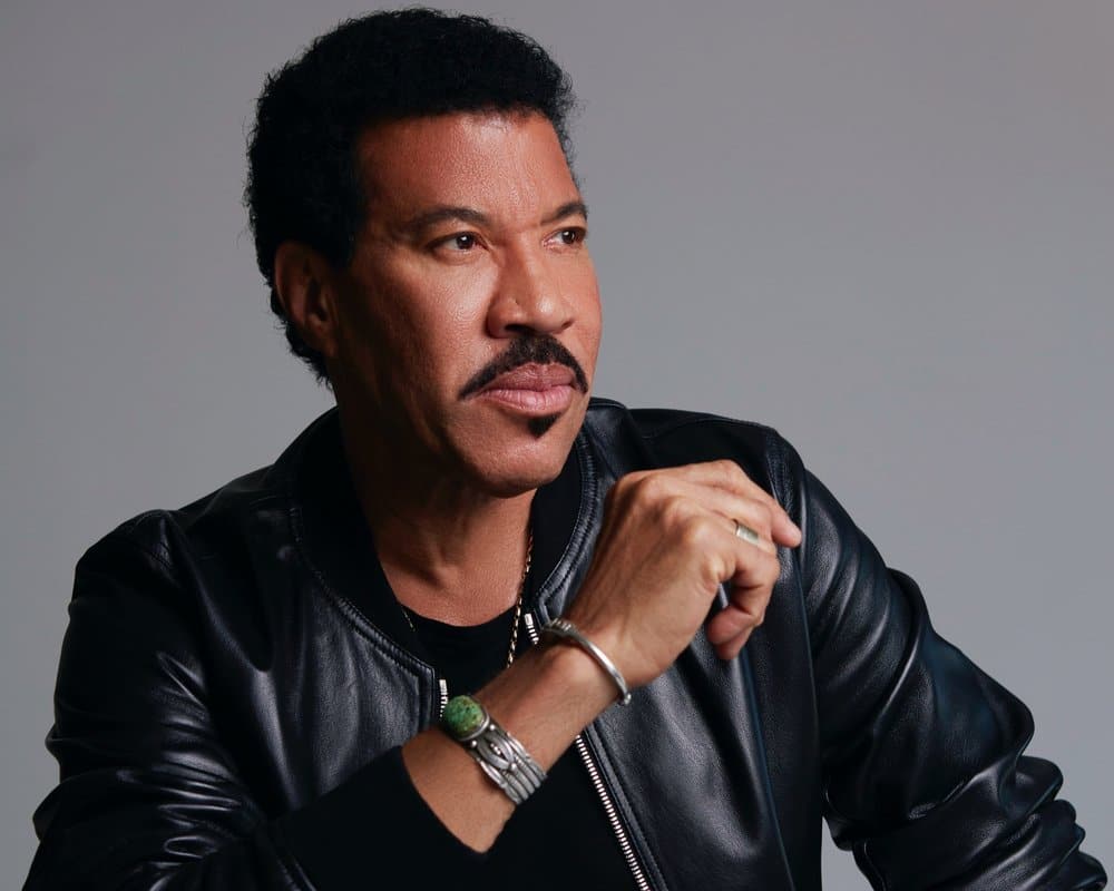 Lionel Richie (Лайонел Ричи): Биография артиста - Salve Music - How Old Is Lionel Richie? Music Legend’s Age And Career Timeline