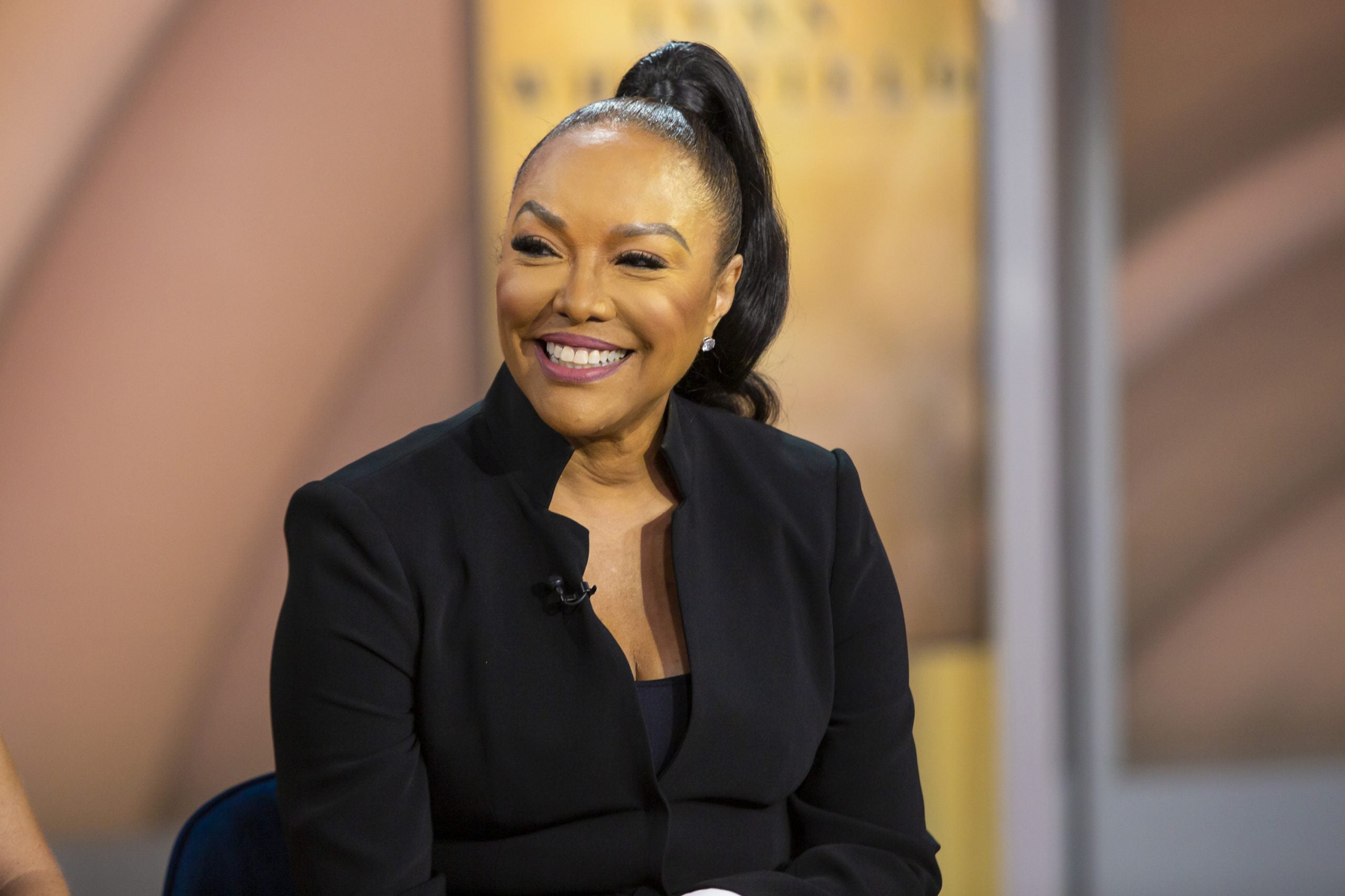 Lynn Whitfield - How Old Is Lynn Whitfield? Actress’s Age & Acclaimed Career