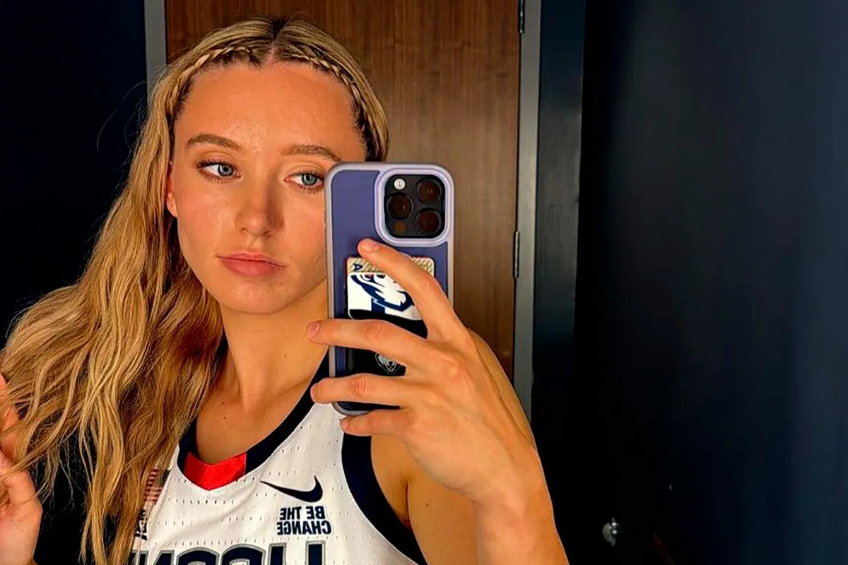 Paige Bueckers' hips don't lie as she steals the spotlight with a - Paige Bueckers’ Love Life: Who’s The UConn Star’s Mystery BF?