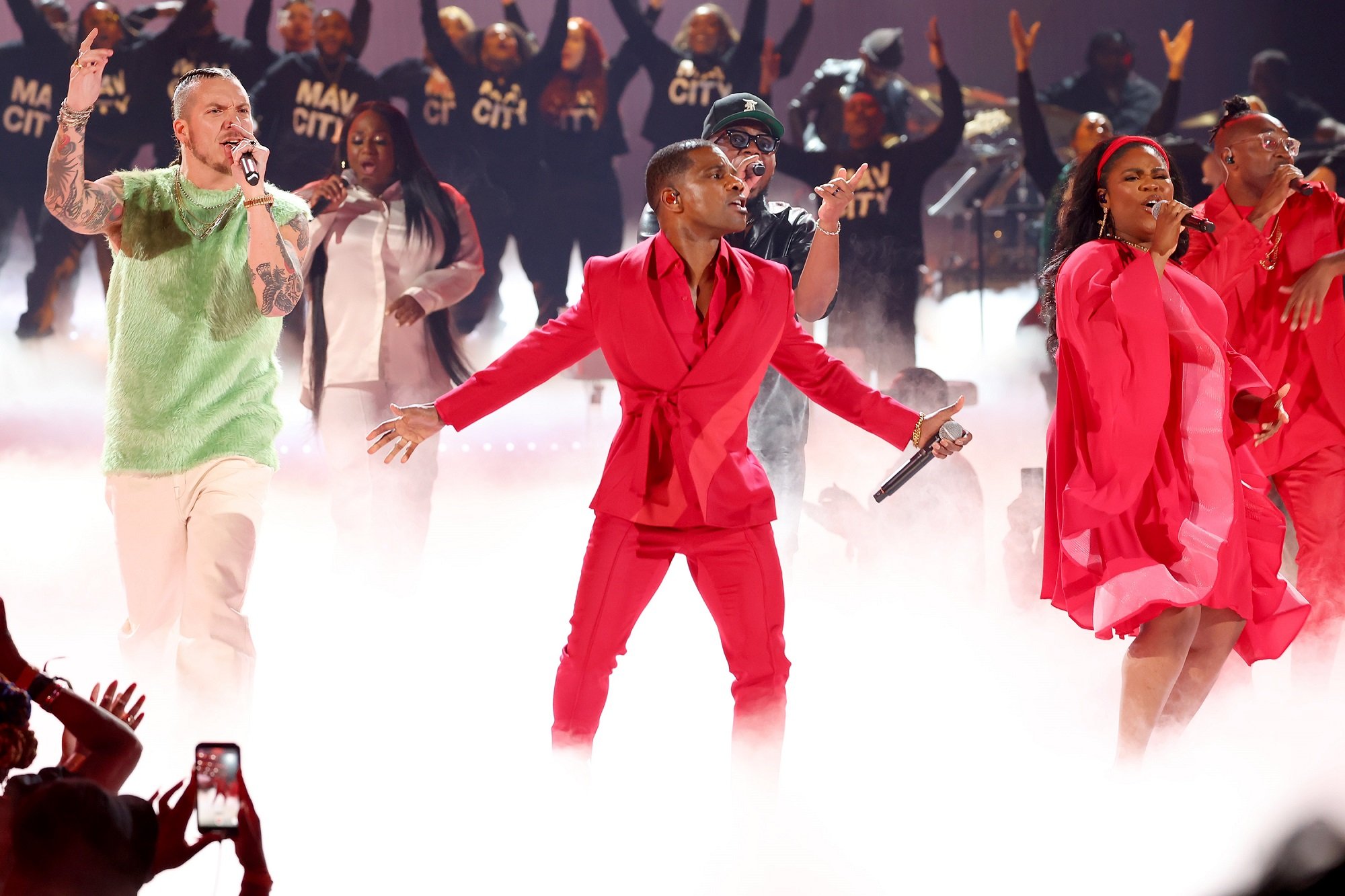 RCA INSPIRATION CELEBRATES AT BET AWARDS 2022 WITH KIRK FRANKLIN’S - Kirk Franklin And Canaan James Hill Inspire With Gospel Performance On ‘American Idol’ Finale