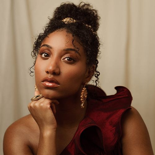 Sophia Thakur | Speakers Corner | Speakers Corner - Sophia Thakur Net Worth 2025: Poet, Author & Speaker’s Earnings
