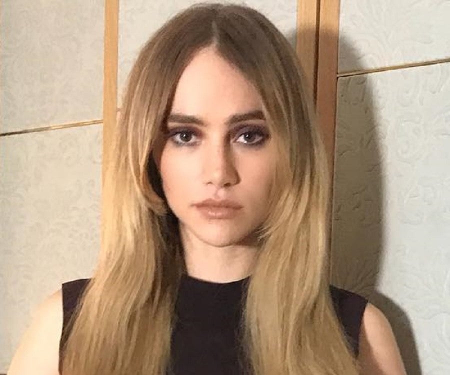 Suki Waterhouse - Bio, Facts, Family Life of English Actress - Suki Waterhouse & Her A-List Beau: All The Juicy Details!