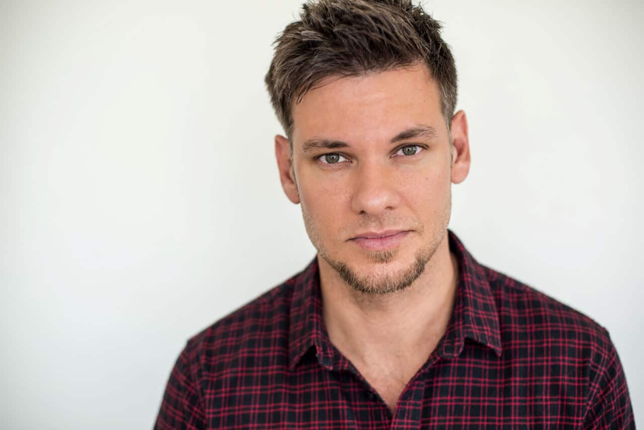 Theo Von - Biography, Height & Life Story | Super Stars Bio - Theo Von Net Worth 2025: Comedian & Podcaster’s Wealth Snapshot
