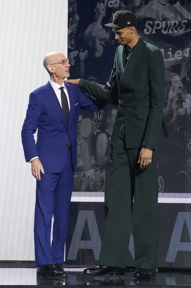 Victor Wembanyama officially measures - How Tall Is Wembanyama? NBA Rookie’s Record-Breaking Height