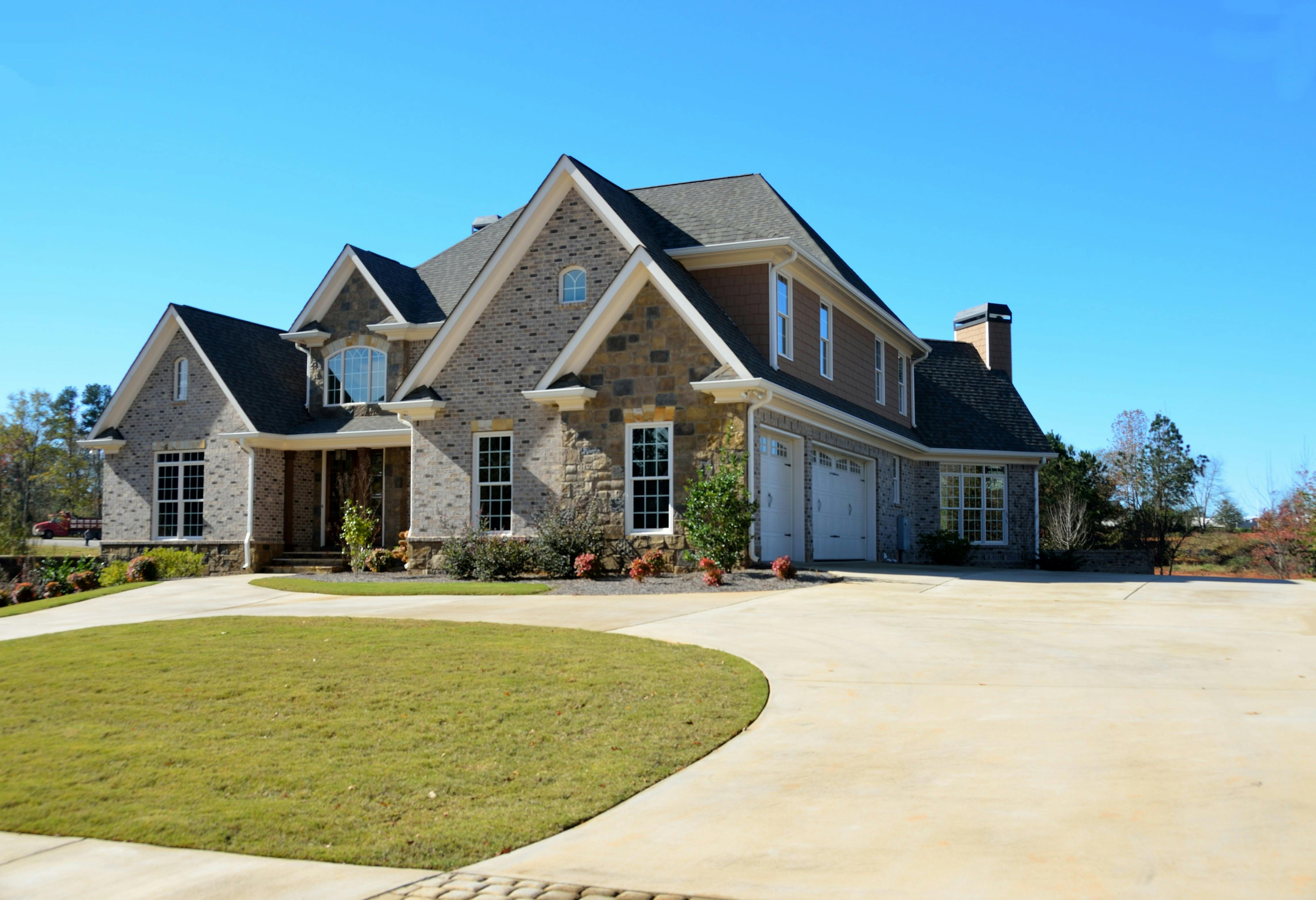 1000+ Amazing Houses Photos · Pexels · Free Stock Photos - Houses For Sale In Granada Hills With Guest House