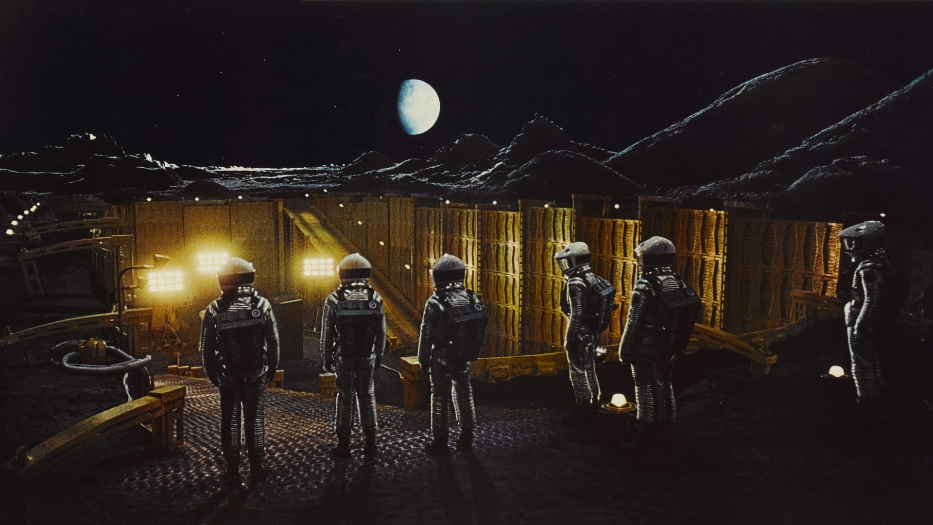 11 Things You Didn’t Know About ‘2001: A Space Odyssey’ | HISTORY - 2001 Spring Road Suite 700 Oak Brook Il 60523