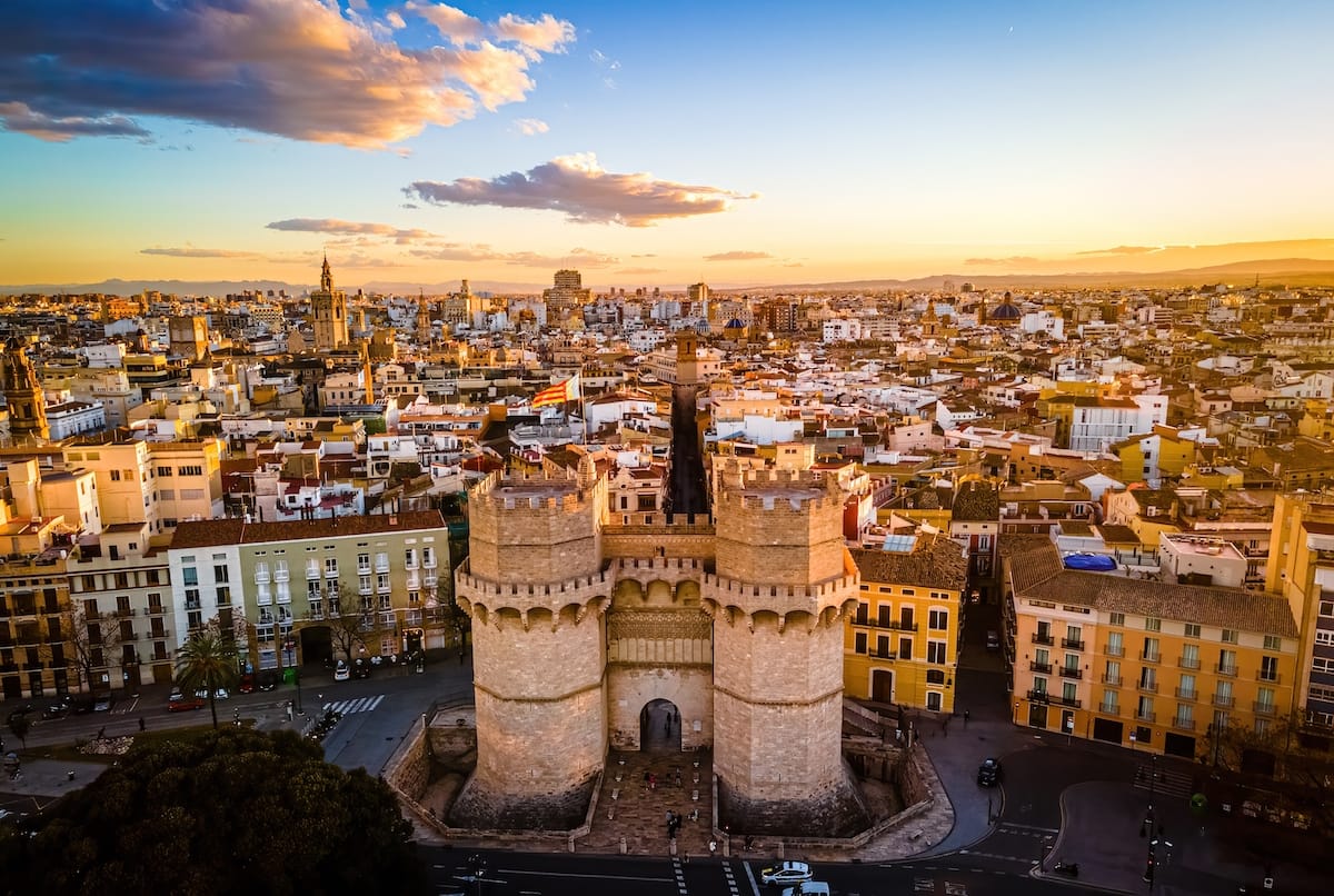 15 Best Things to Do in Valencia in Winter (+ Christmas Tips!) - Valencia Social Club In Riverland Port St Lucie