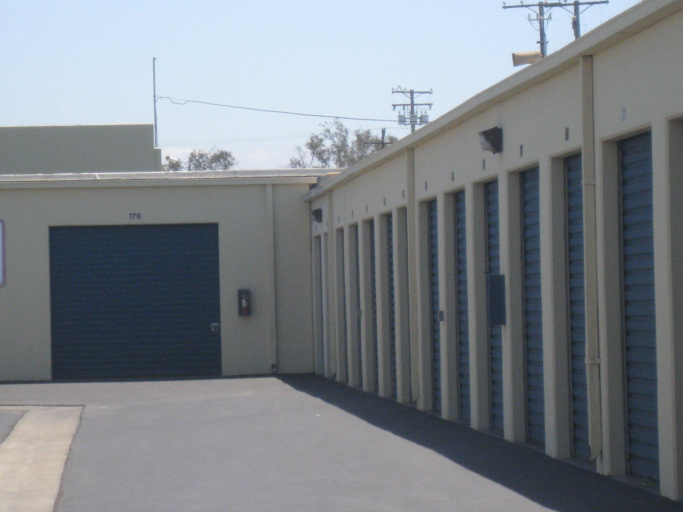 24-Hour Self Storage Orange County - 17th Street Self Storage - Securespace Self Storage Long Beach Orange