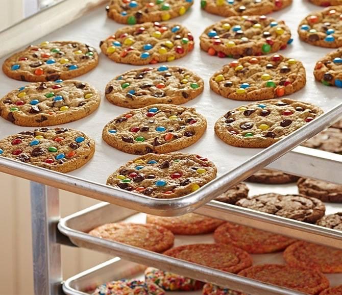5 "Sweet" Reasons to Celebrate with Great American Cookies and Marble - Great American Cookies And Marble Slab Creamery