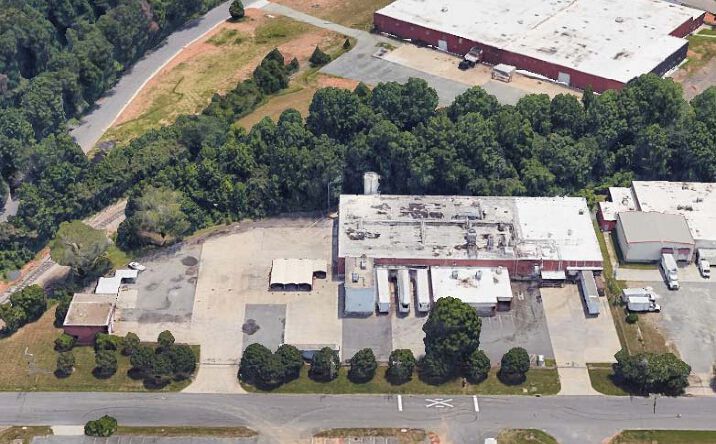 5001 Airport Center Pkwy, Charlotte, NC 28208 | Crexi.com - 5501 Carnegie Blvd Charlotte North Carolina 28209 Usa