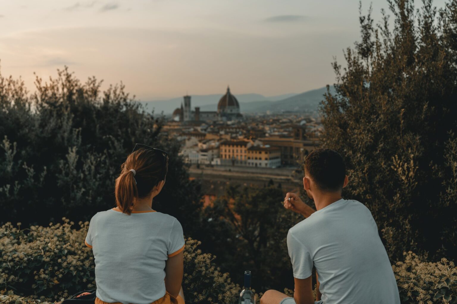 8 spiritual reasons you're drawn to someone you barely know - Feeling Drawn To Someone You Barely Know Spiritual Meaning