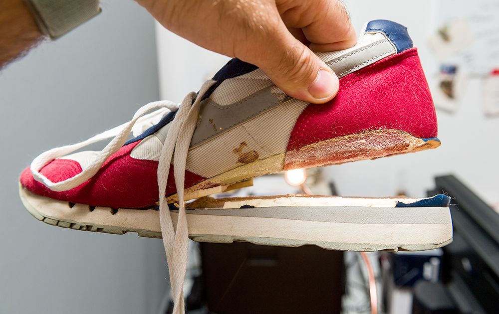 a7f00dfeefa38445846209b800e2fef1.jpg - Footwear With Wheels Or A Blade