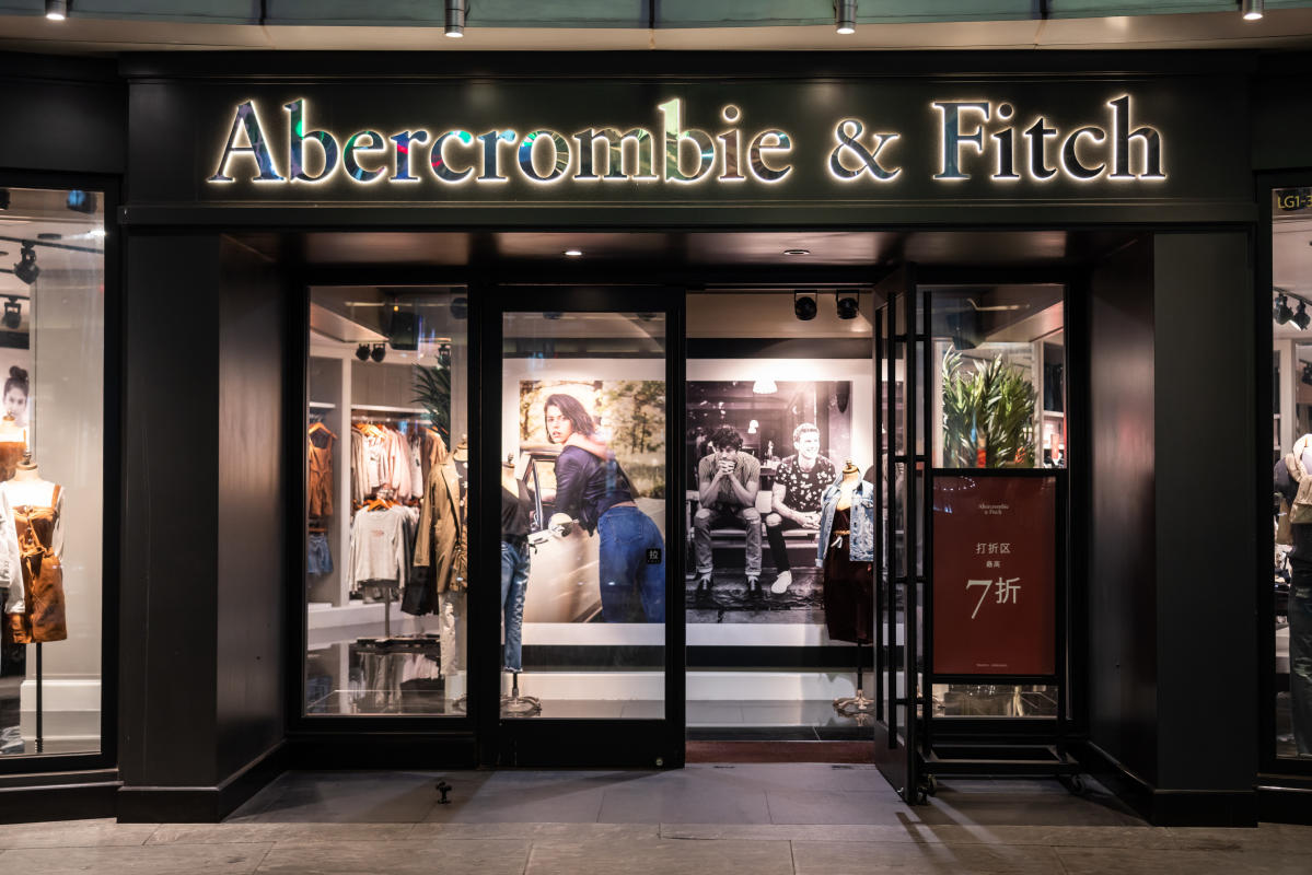 Abercrombie & Fitch 'is back,' CEO proclaims after overhauling company - Abercrombie Pickup In Store How Many Days
