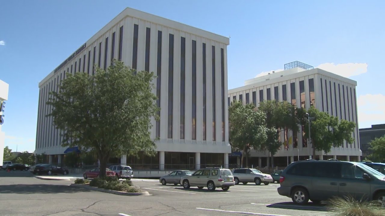 Albuquerque Public Schools want to know if they should start school - Elementary Schools In Albuquerque New Mexico