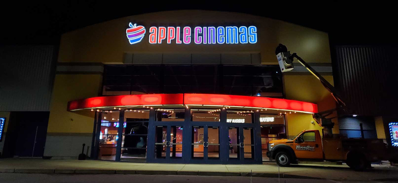 Apple cinemas Hooksett IMAX, NH - Showtimes - Screendollars - Cinemagic Movie Theater Hooksett New Hampshire