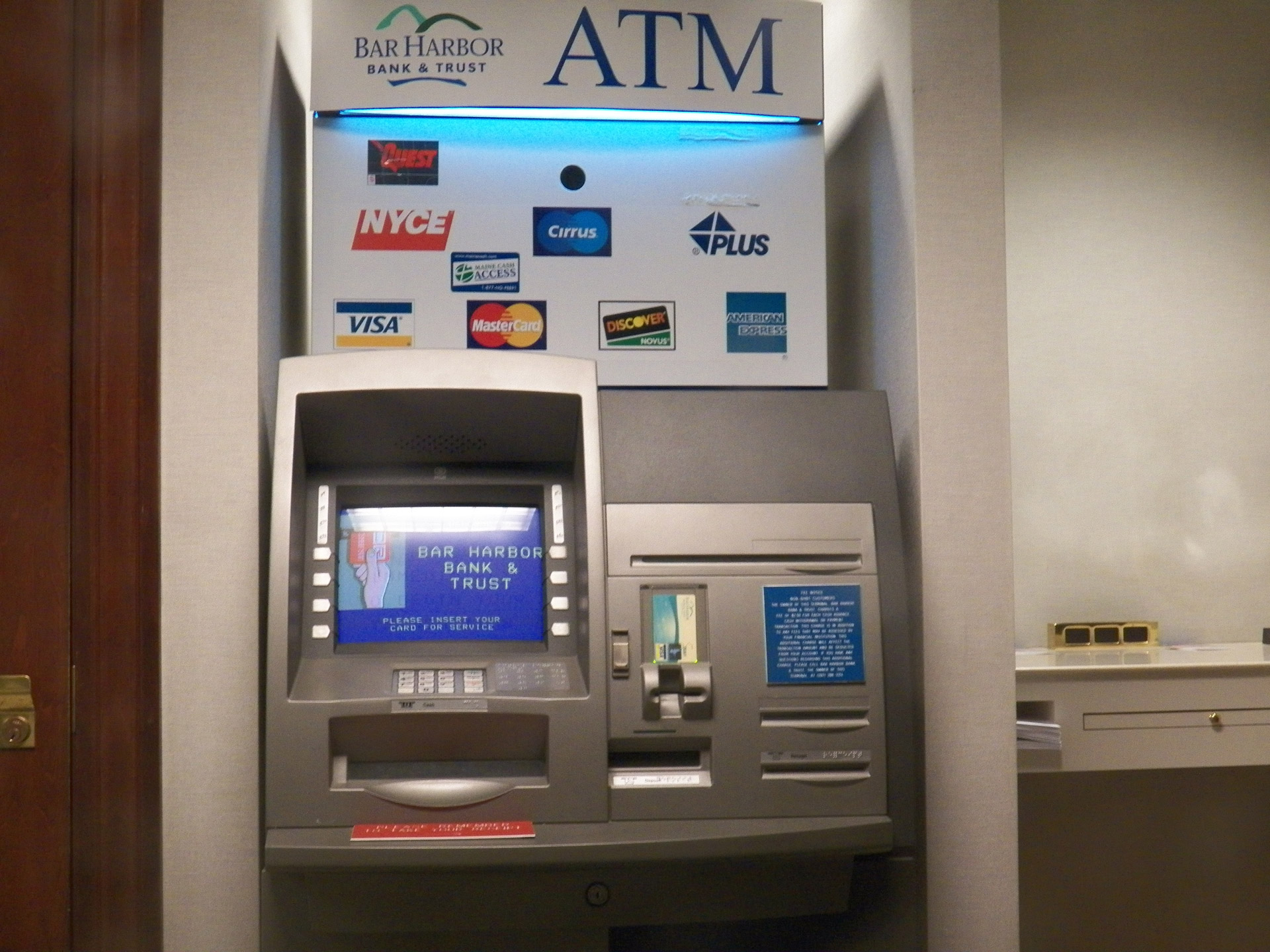 ATM Machine Free Stock Photo - Public Domain Pictures - Atm For Jackson Hewitt Serve Card