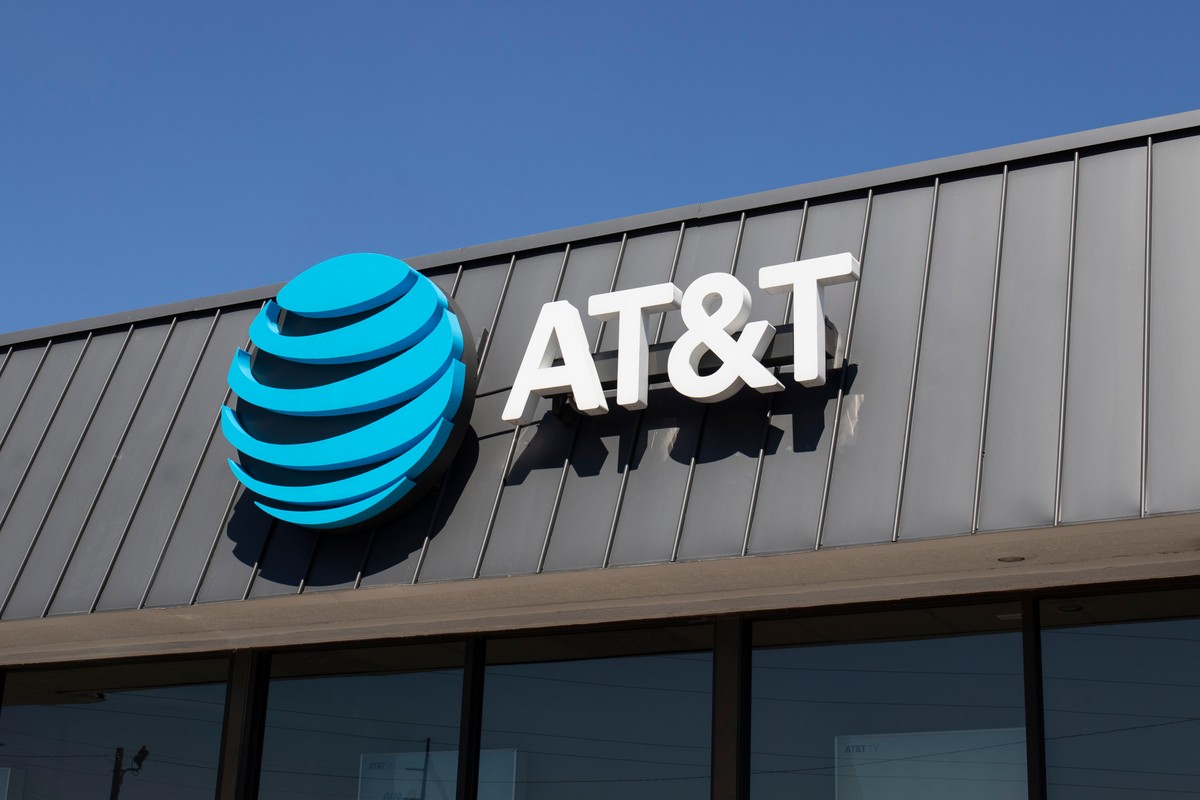 AT&T (ATTB34): 72 milhões de clientes têm dados vazados - Investidor10 - At The Time Of Creation Of Cui