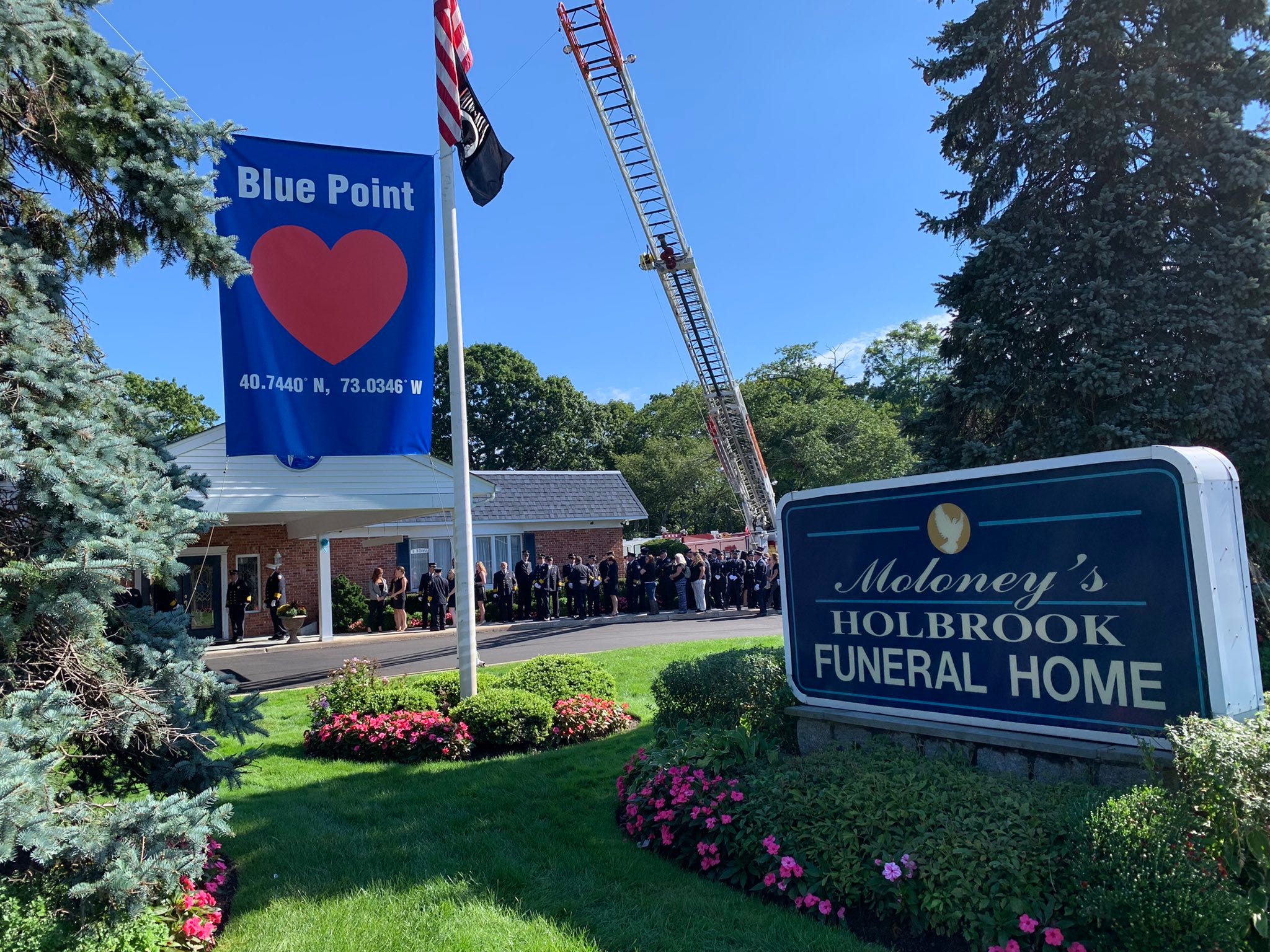Be Such A Good Blook Photogallery - Moloney's Holbrook Funeral Home Main Street Holbrook Ny