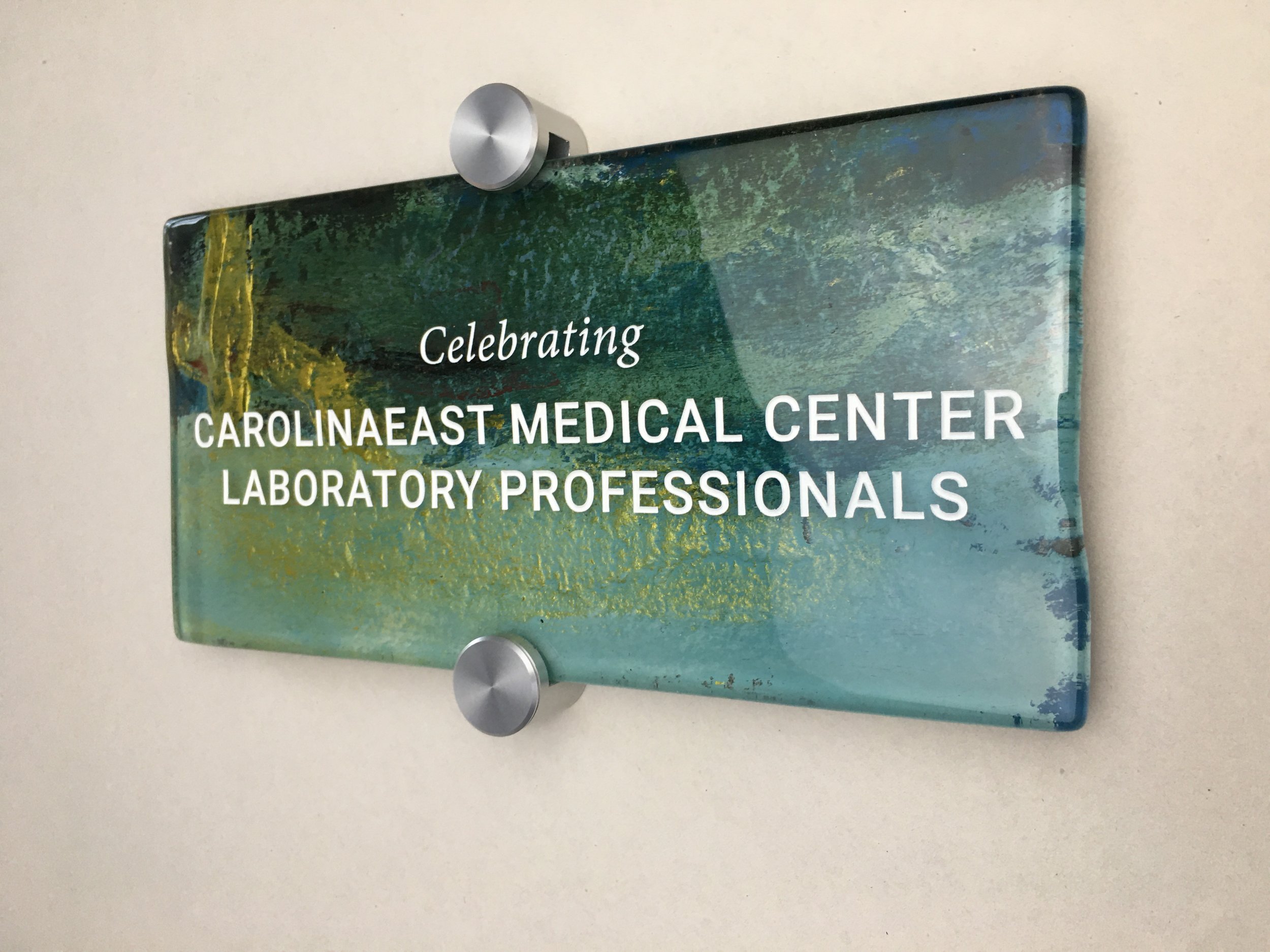 Blog | Glass Donor Plaques - Secu Comprehensive Cancer Center At Carolinaeast Medical Center