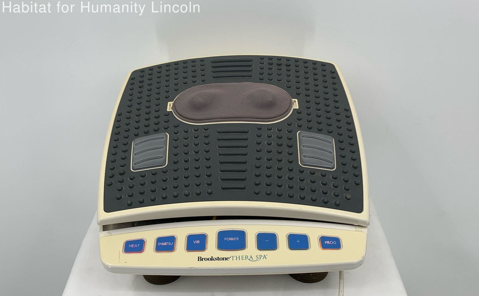 Brookstone Thera Spa Oscillating Vibrating Heated Shiatsu Foot Massager - Brookstone 360 Air Pressure Foot Massager