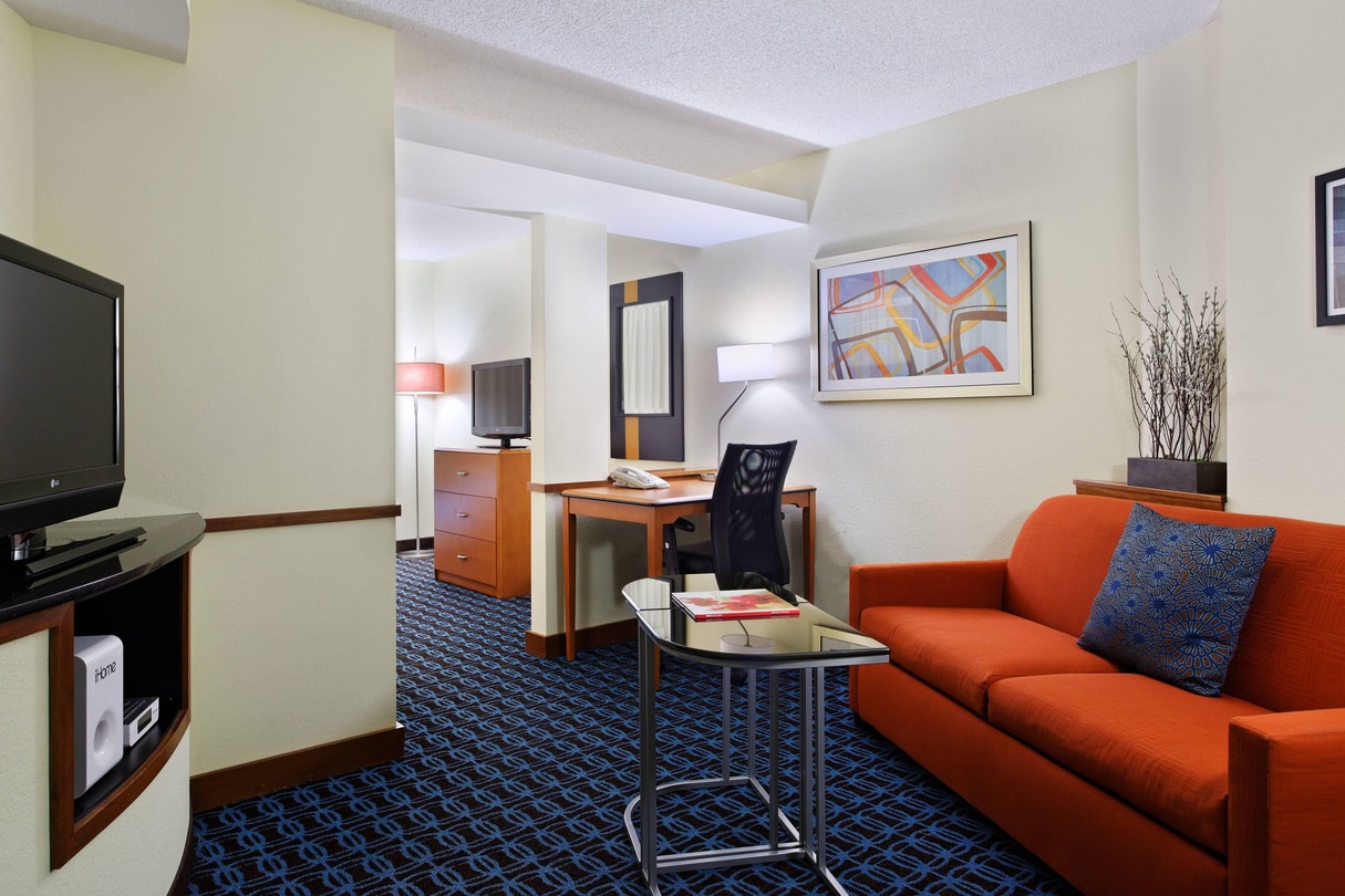 Carowinds Group Accommodations | Fairfield Inn & Suites Charlotte Arrowood - Fairfield Inn And Suites Charlotte Arrowood
