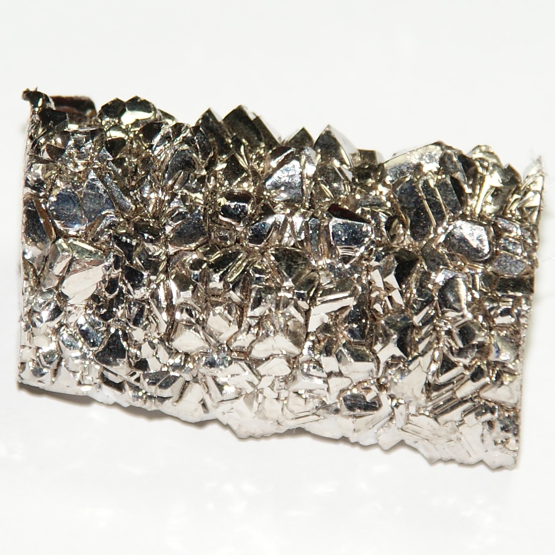 Chemical Elements - Titanium - Titanium Vs Stainless Steel Cutting Board