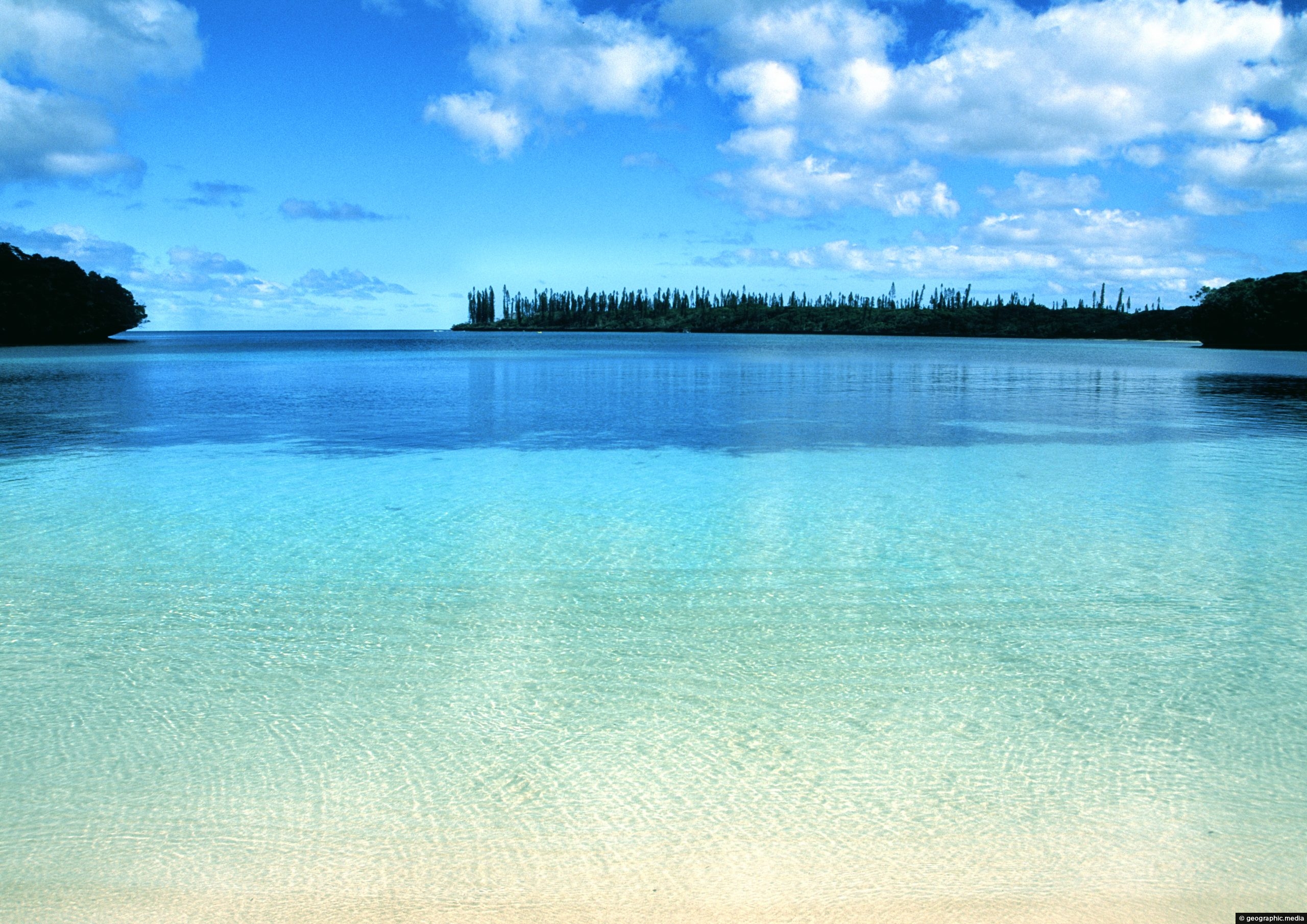 Crystal Clear Water at Kanuméra Bay - Geographic Media - How To Clear Service Def System See Dealer