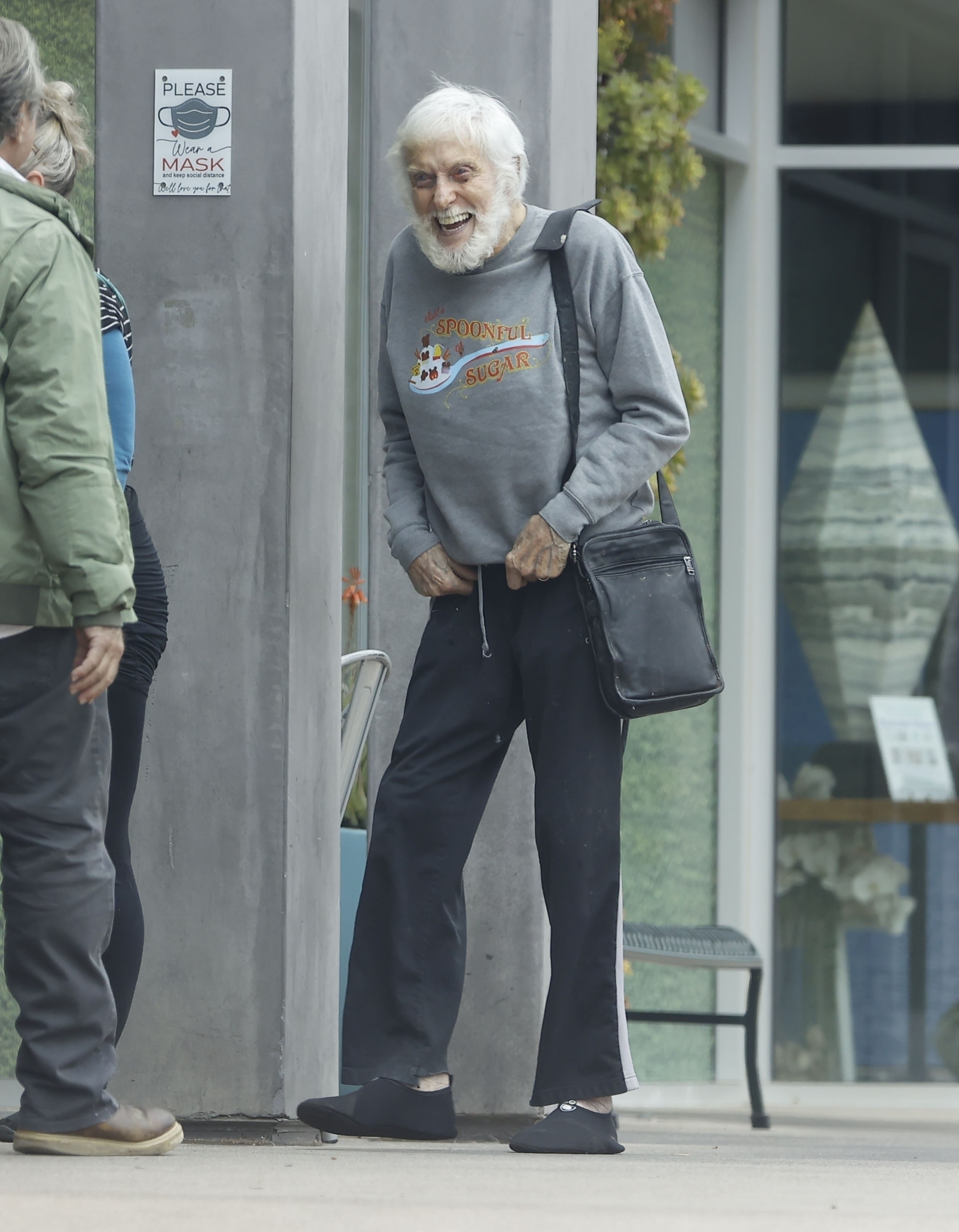 Dick Van Dyke Looks Incredible At 96 - Dick's Sporting Goods Rockingham Park Boulevard Salem Nh