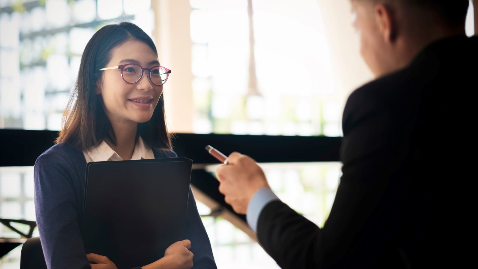 Does a job seem too good to be true? 3 ways to detect if it is, during - Chances Of Getting A Job If You Have An Interview