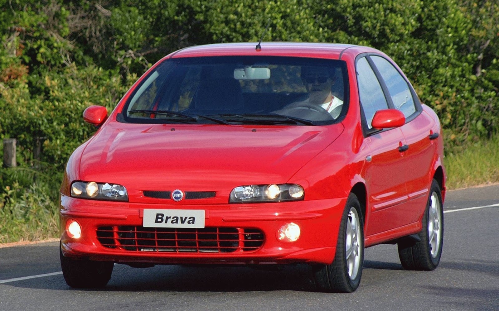 Fiat Brava: hatch médio sucessor do Tipo - fotos e histórico - Brava Breast Enhancement And Shaping System