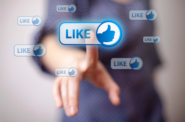 Grupom Blog: Qual é o valor real de um Like? Entenda a importância do - Like A Designer Bag With The Name Misspelled