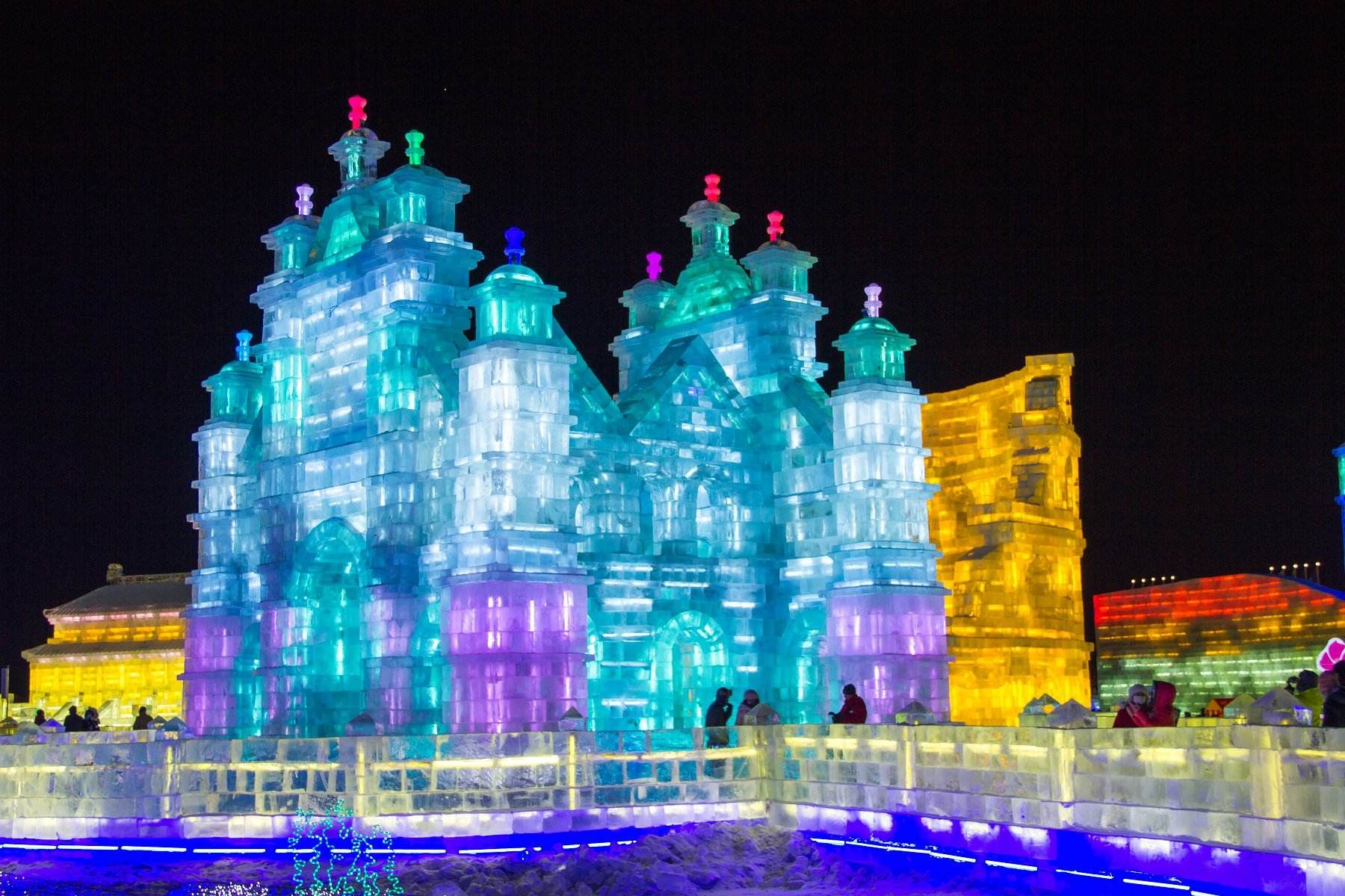 Harbin Ice and Snow World | Ice sculptures, Harbin, Snow - Harbin Ice And Snow World Photos