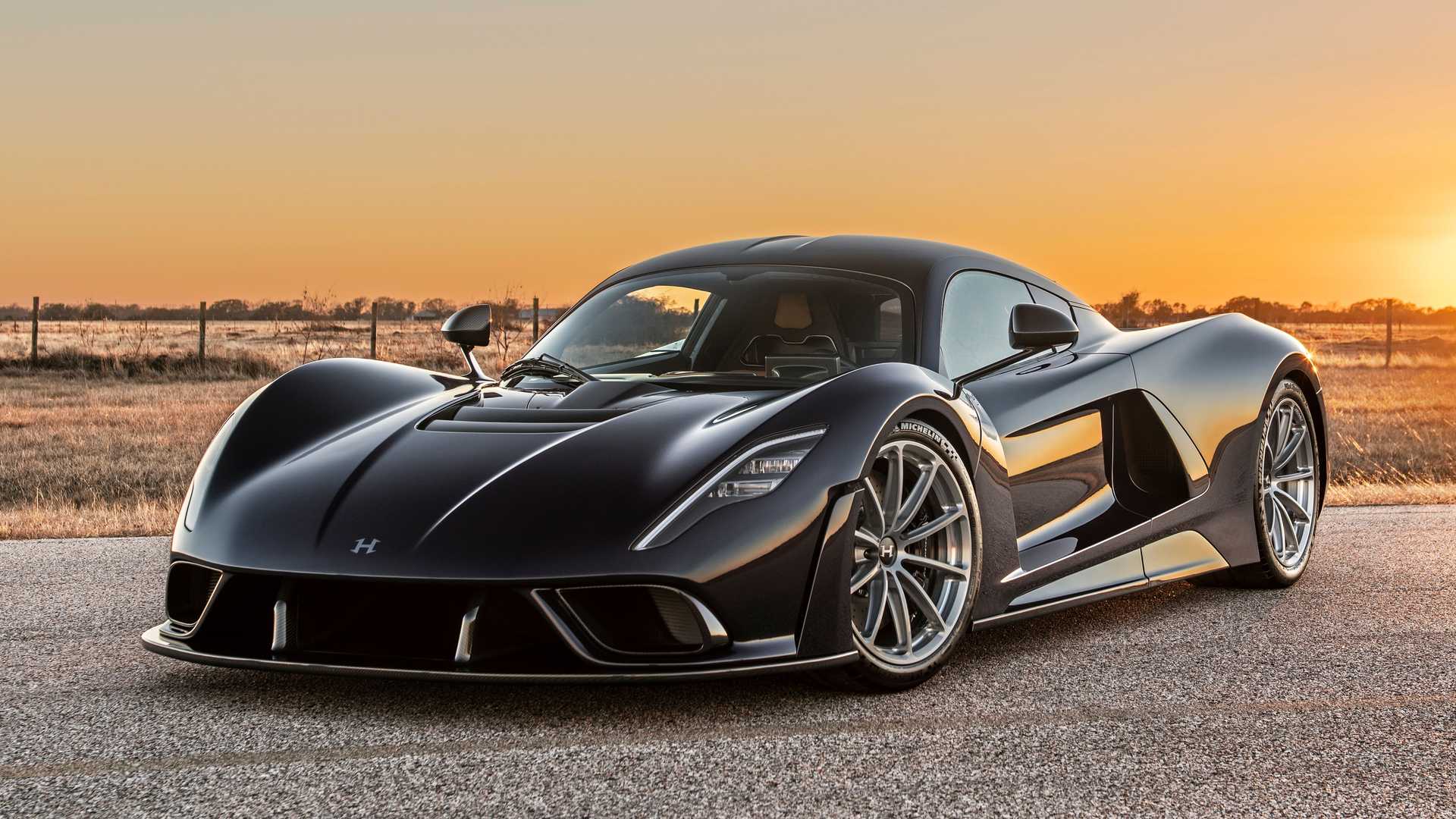Hennessey Venom F5 Hit 200 mph During Testing On Half Power - Hennessey Has Launched The Venom F5-m Roadster.