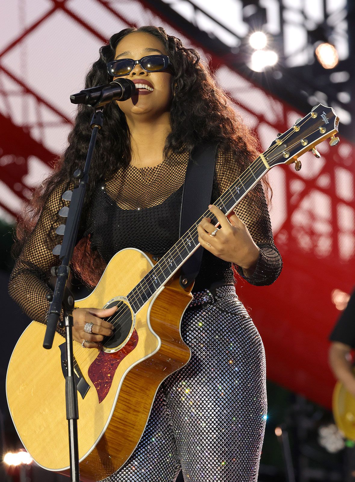 H.E.R. | Biography, Music, Albums, Songs, & Facts | Britannica - Her Own Probiotic Light And Clean Reviews