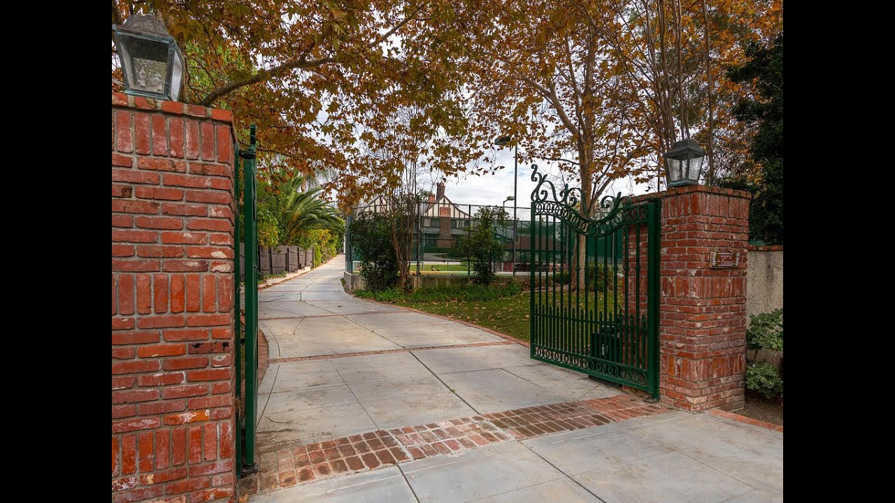 4640 Petit Ave Encino Ca 91436