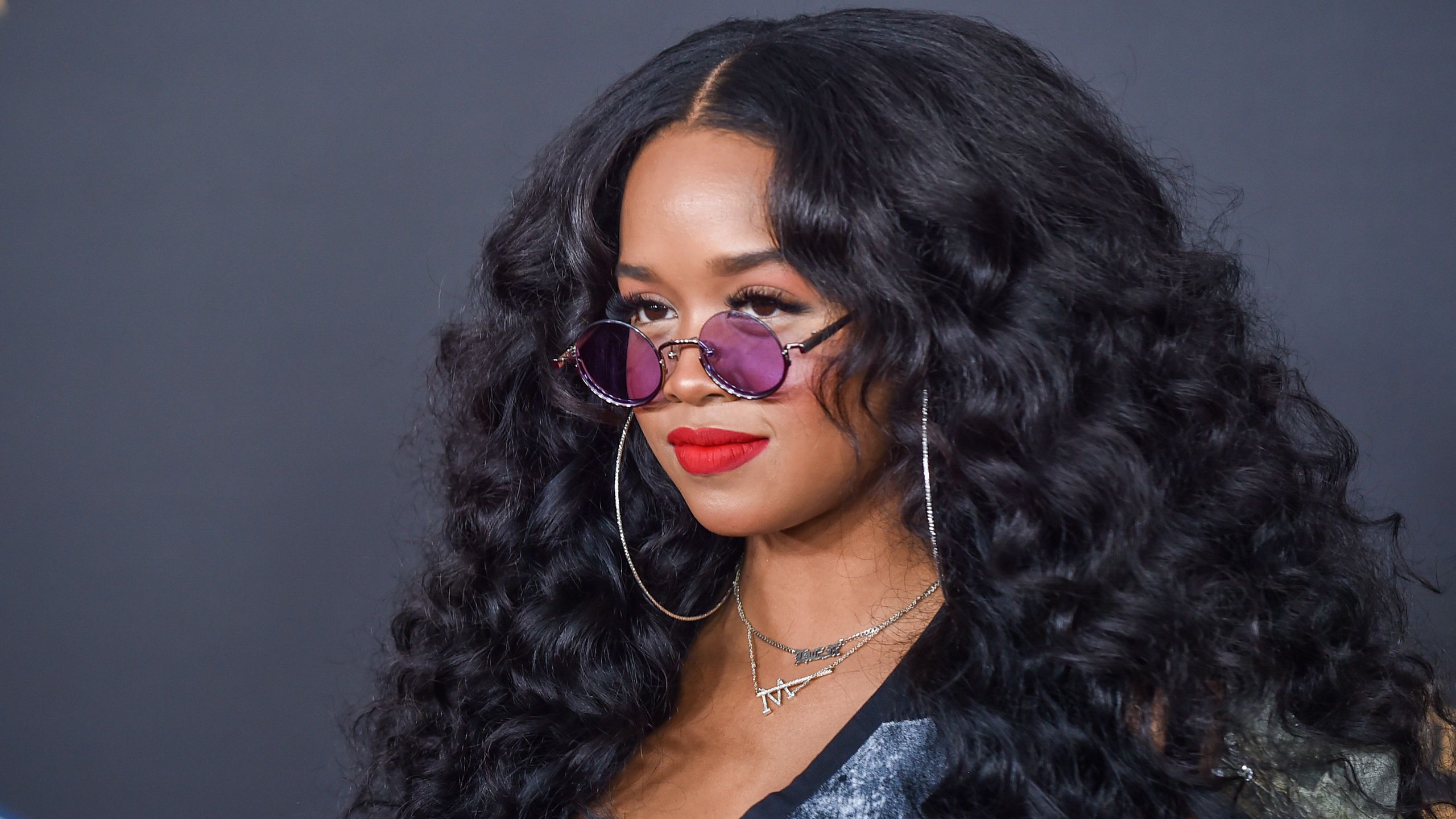 How H.E.R. Finds Inspiration in Unexpected Corners of Her Home - Her Own Probiotic Light And Clean Reviews
